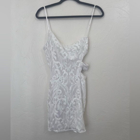 Lulu’s white sequin one shoulder side cutout mini dress size S - Picture 1 of 8